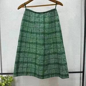 Pendleton women’s skirt green + tan Houndstooth Tweed wool size 8 below the knee